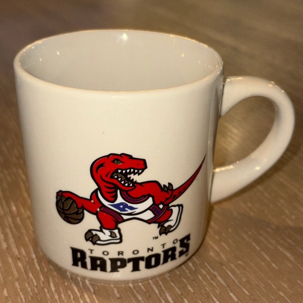 Vintage Logo Toronto Raptors Coffee Mug Cup, NBA Grey w/Logo Red Purple